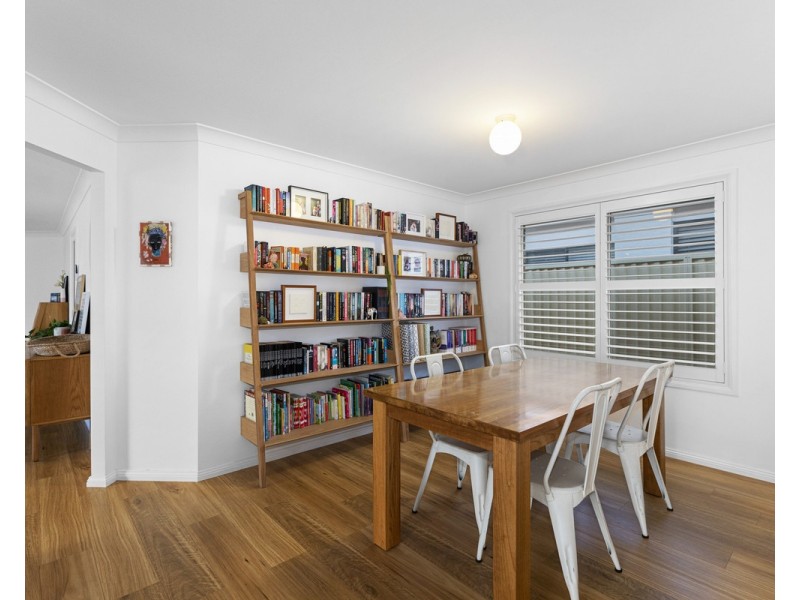 11 Bannister Drive, Erina NSW 2250