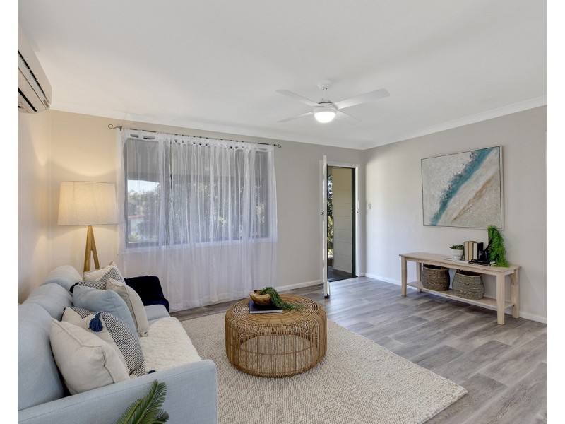 8 Halcyon Street, Wyoming NSW 2250