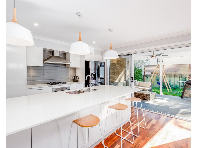 2/7 Bellbird Avenue, Terrigal NSW 2260