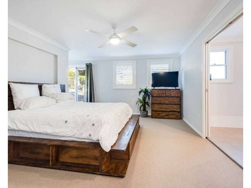 2/7 Bellbird Avenue, Terrigal NSW 2260