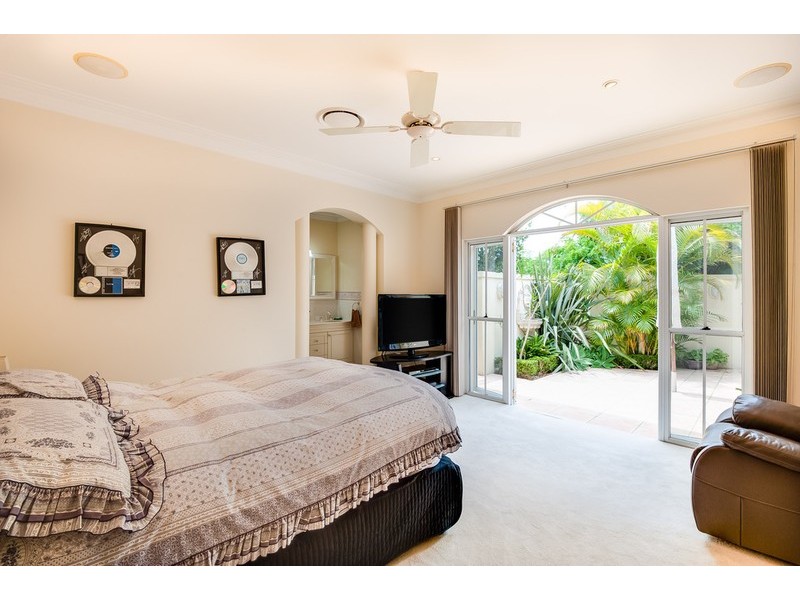 8 Windemere Drive, Terrigal NSW 2260