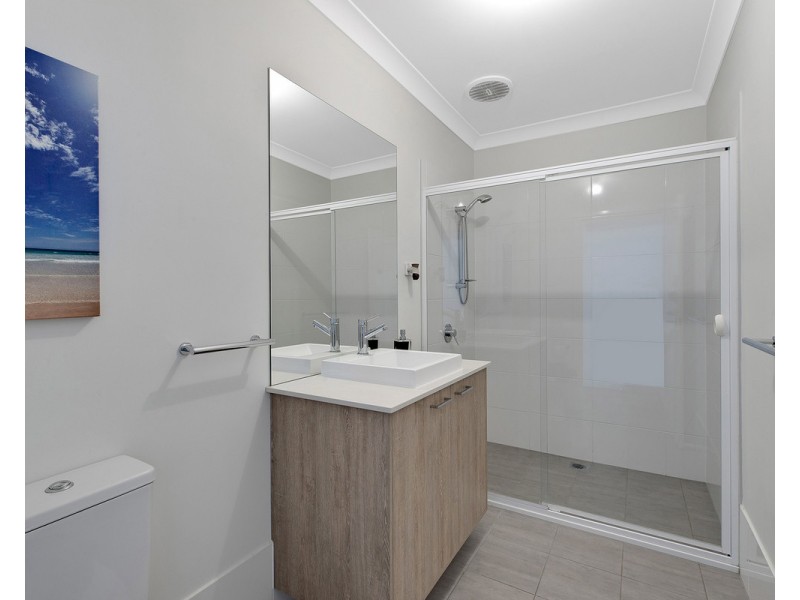 4 Yellawa Close, The Entrance North NSW 2261