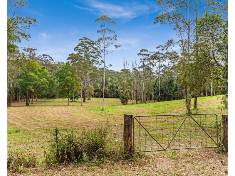 129 The Ridgeway, Lisarow NSW 2250