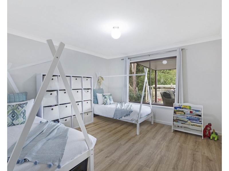 82 Hanlan Street South, Narara NSW 2250