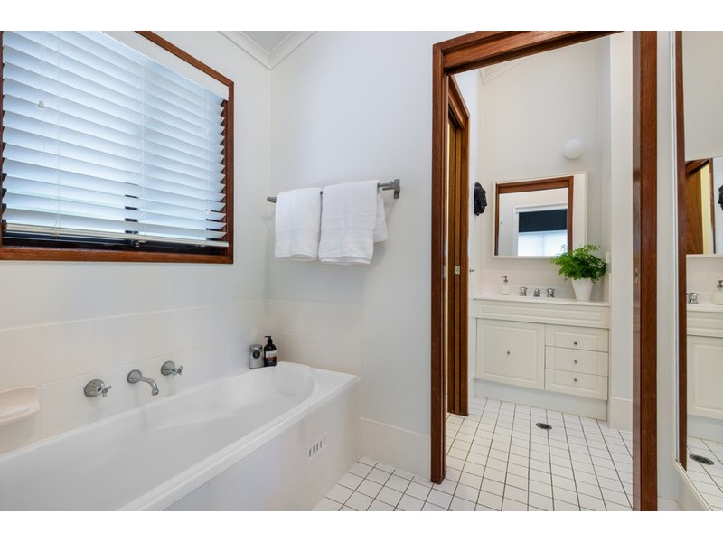 132 Riviera Avenue, Terrigal NSW 2260