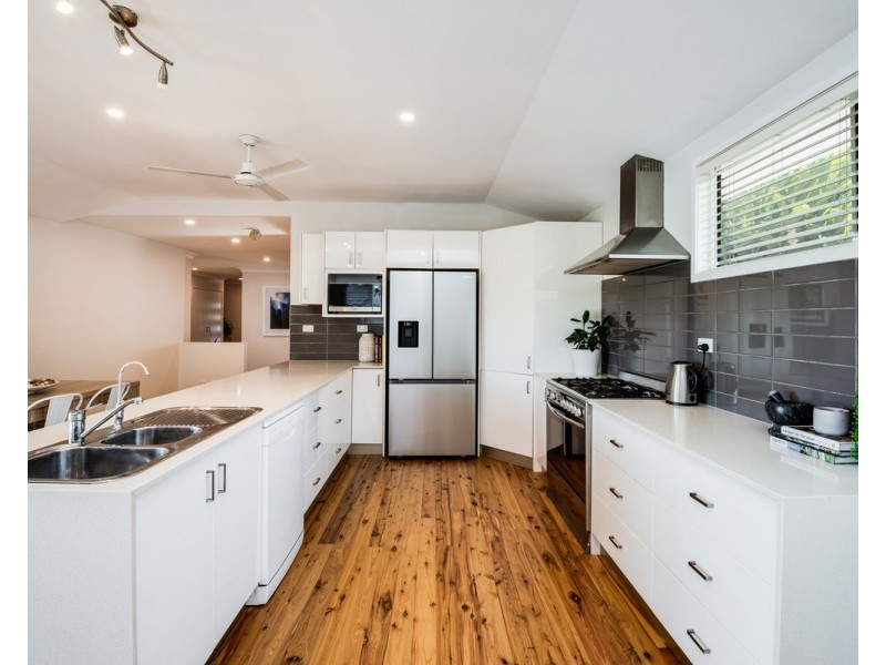 22 Wyoming Road, Wyoming NSW 2250