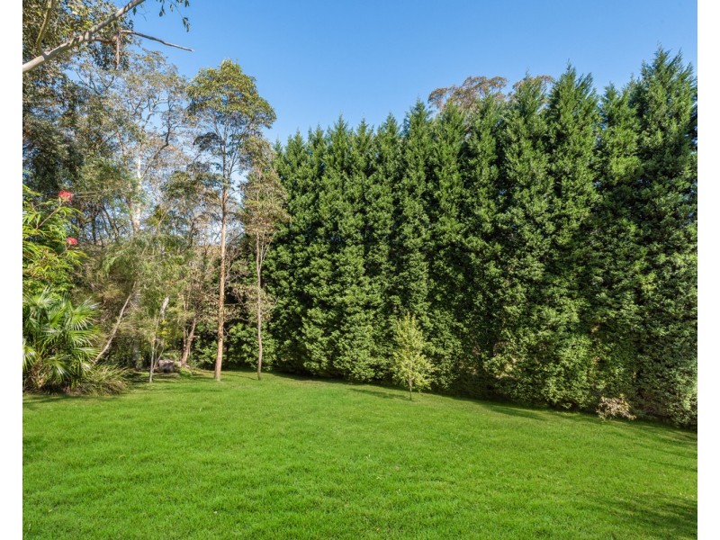 42 Pineridge Close, Lisarow NSW 2250