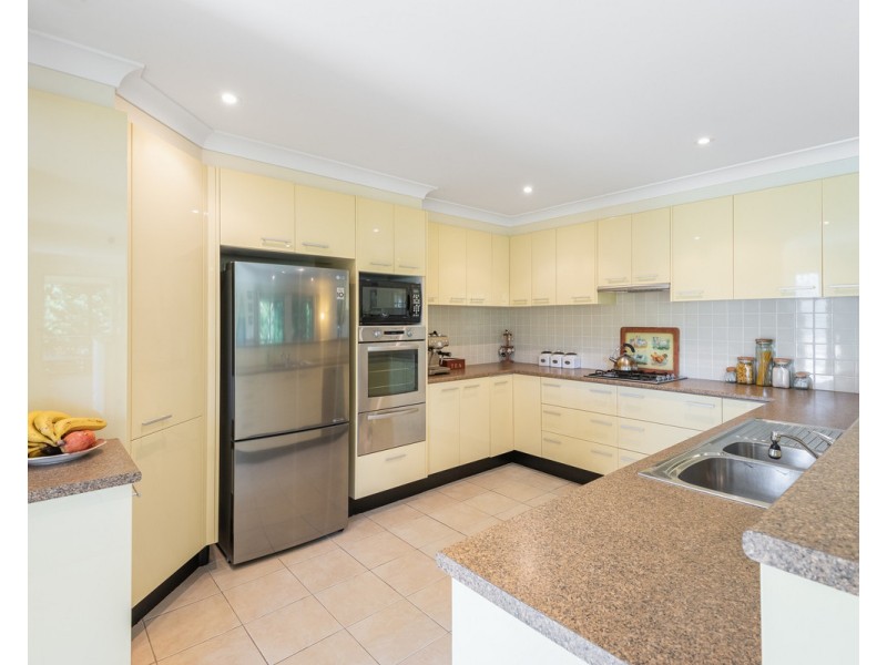 42 Pineridge Close, Lisarow NSW 2250