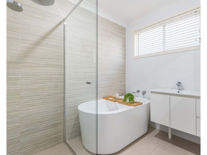 4 Muloora Road, Springfield NSW 2250