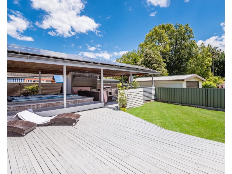 31 Glencoe Avenue, Wyoming NSW 2250