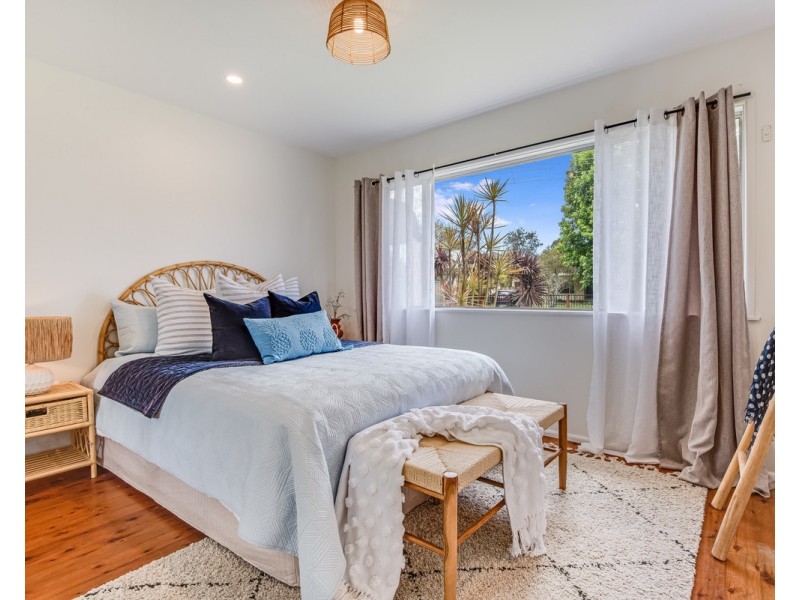 31 Glencoe Avenue, Wyoming NSW 2250
