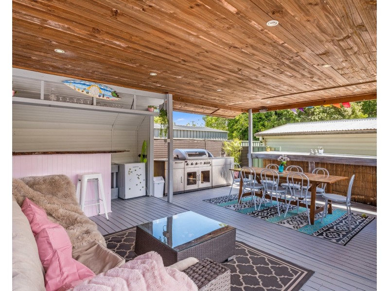 31 Glencoe Avenue, Wyoming NSW 2250