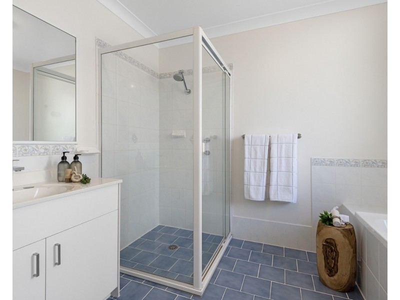 48 Digby Road, Springfield NSW 2250