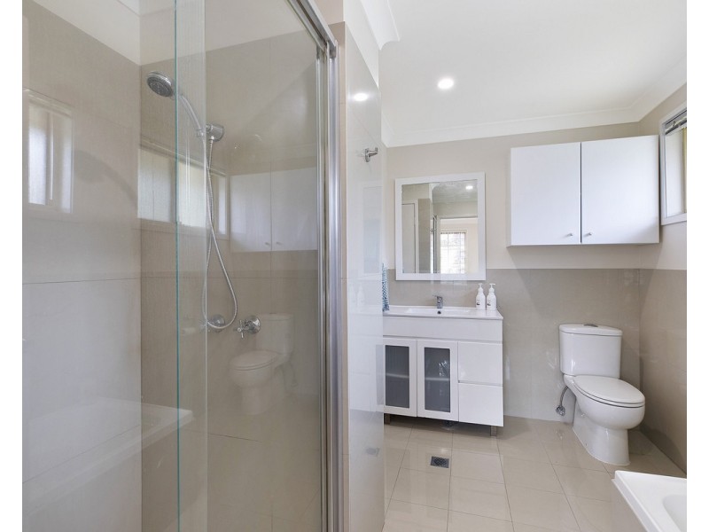 62 Pierce Street, Lisarow NSW 2250