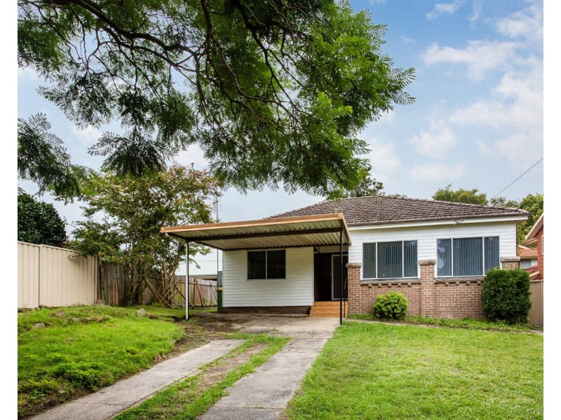 504 Pacific Highway, Wyoming NSW 2250