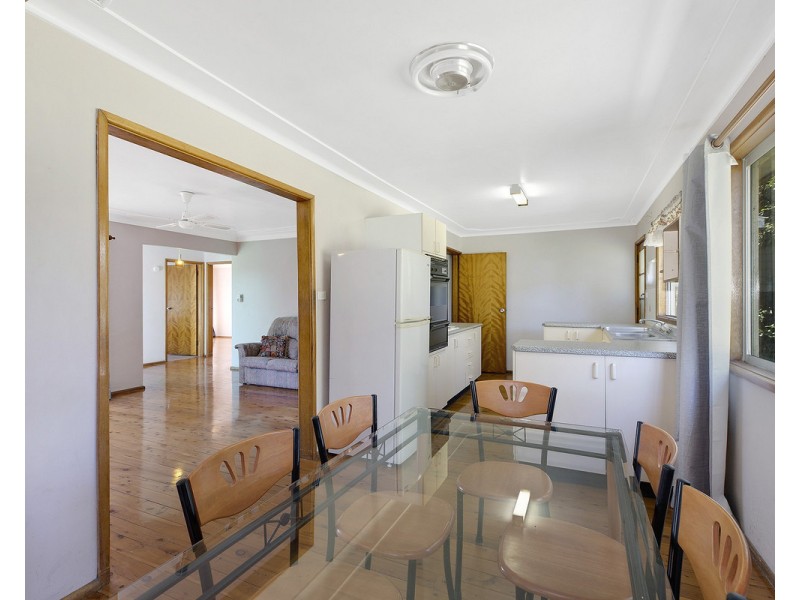 23 Sycamore Avenue, Bateau Bay NSW 2261
