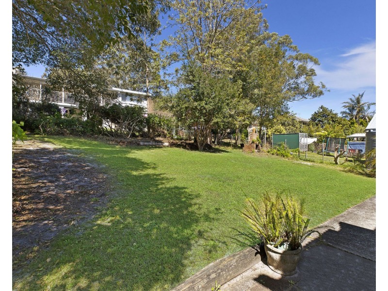 23 Sycamore Avenue, Bateau Bay NSW 2261