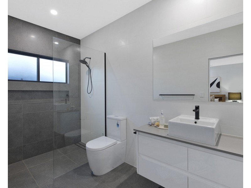 288 The Entrance Road, Erina NSW 2250