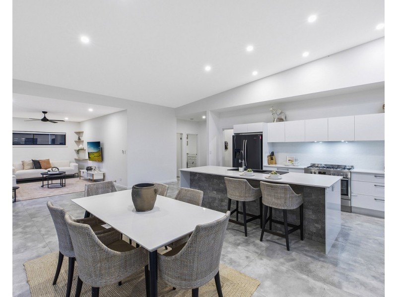 288 The Entrance Road, Erina NSW 2250