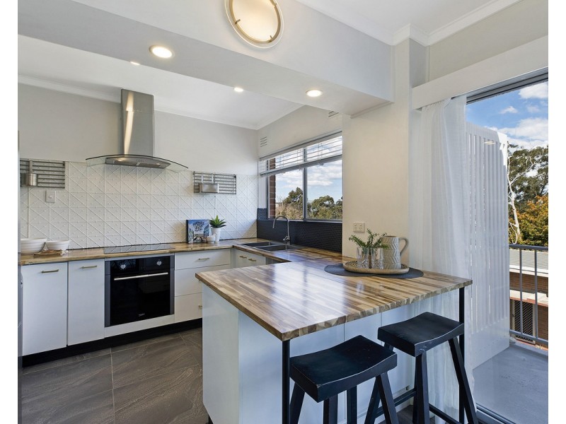 1/63 Donnison Street, West Gosford NSW 2250