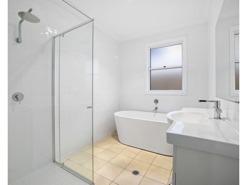 17 Washington Avenue, Niagara Park NSW 2250