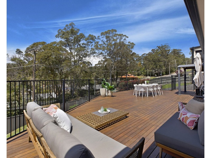 38 Taylor Road, Lisarow NSW 2250