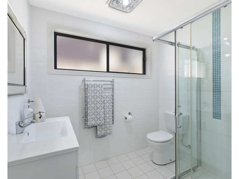 38 Taylor Road, Lisarow NSW 2250