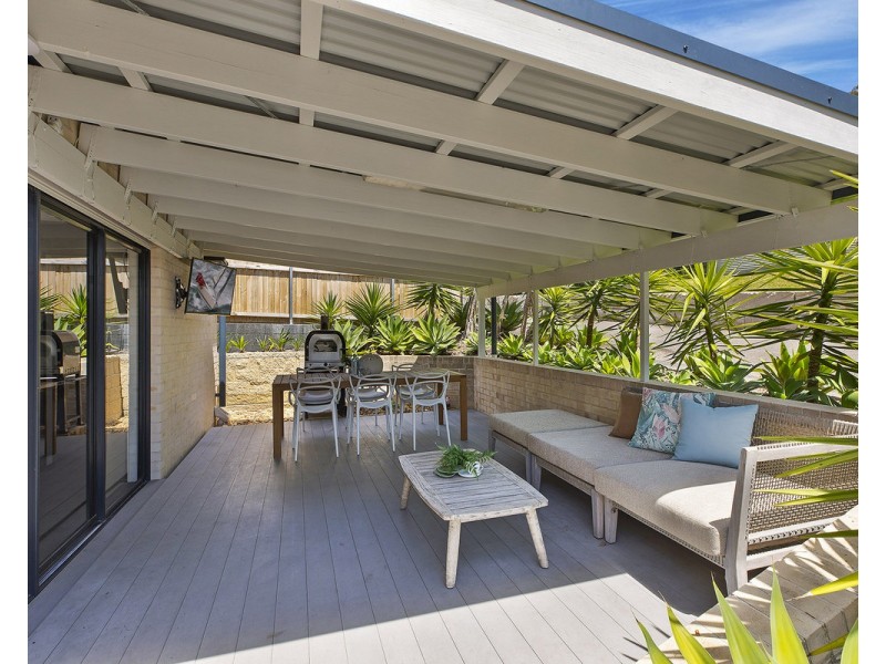 38 Taylor Road, Lisarow NSW 2250