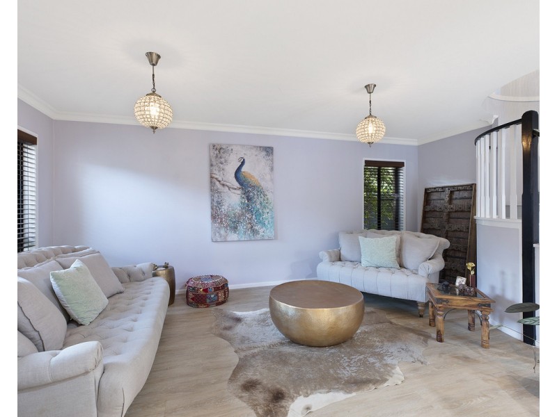 6 Robertson Court, Terrigal NSW 2260