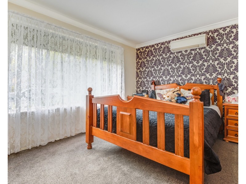 30 Valley View Road, Wyoming NSW 2250