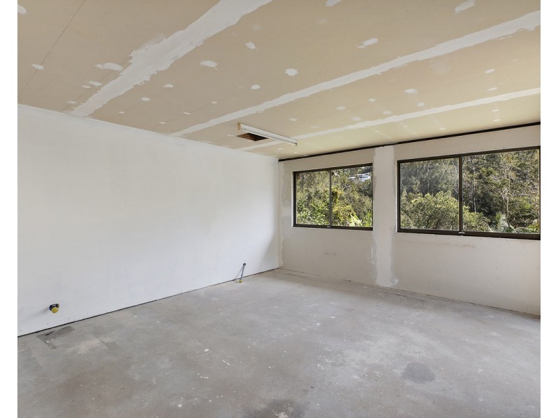 88 Lake Shore Drive, North Avoca NSW 2260