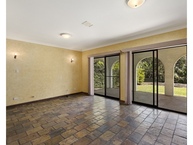 88 Lake Shore Drive, North Avoca NSW 2260