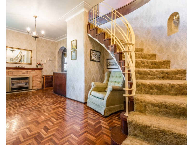 26 Kendall Street, Gosford NSW 2250