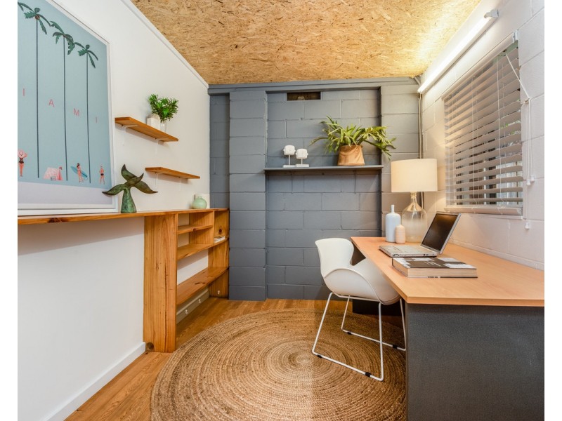 20 Maple Street, Wyoming NSW 2250