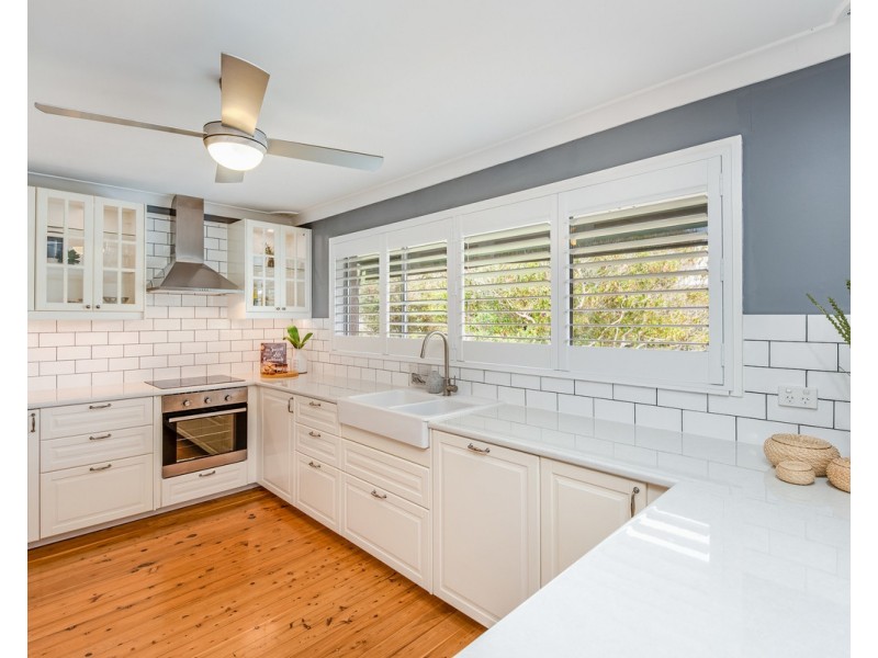 20 Maple Street, Wyoming NSW 2250