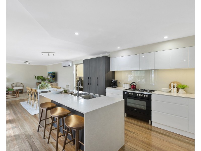 49 Woodview Avenue, Lisarow NSW 2250