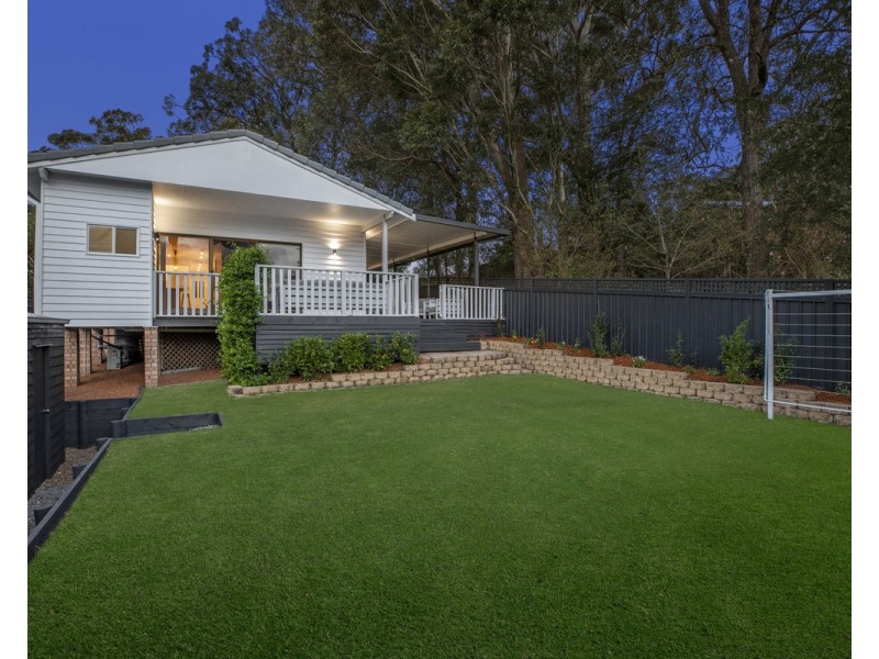 84 Shannon Parade, Berkeley Vale NSW 2261