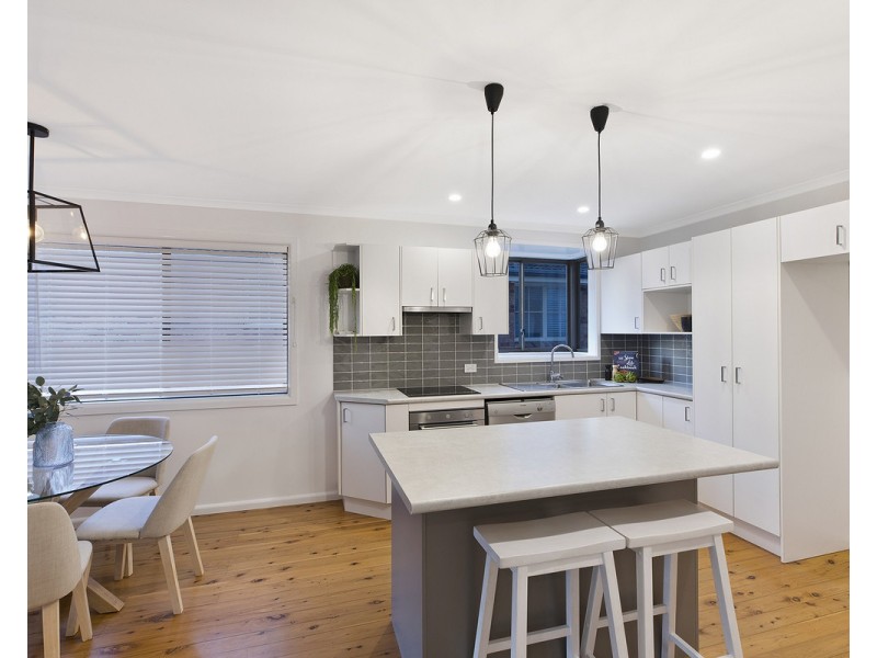 84 Shannon Parade, Berkeley Vale NSW 2261