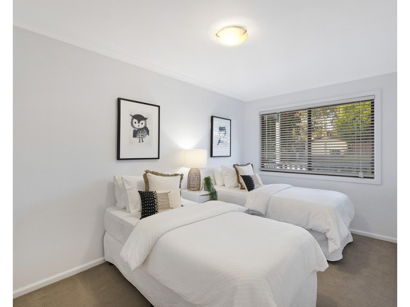 84 Shannon Parade, Berkeley Vale NSW 2261