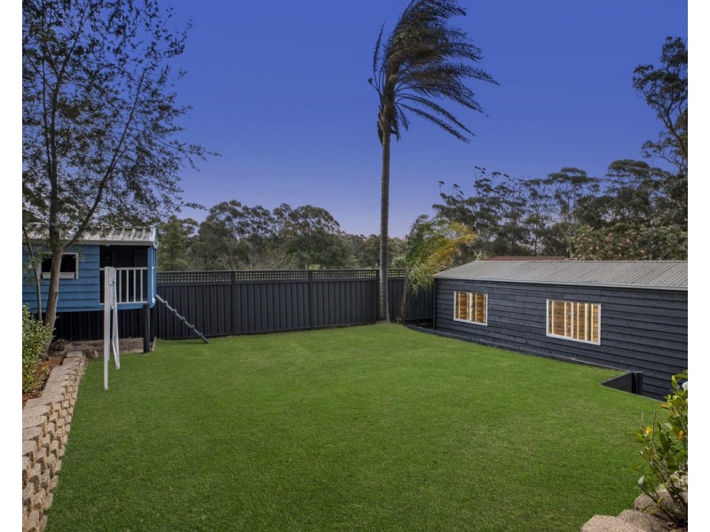 84 Shannon Parade, Berkeley Vale NSW 2261