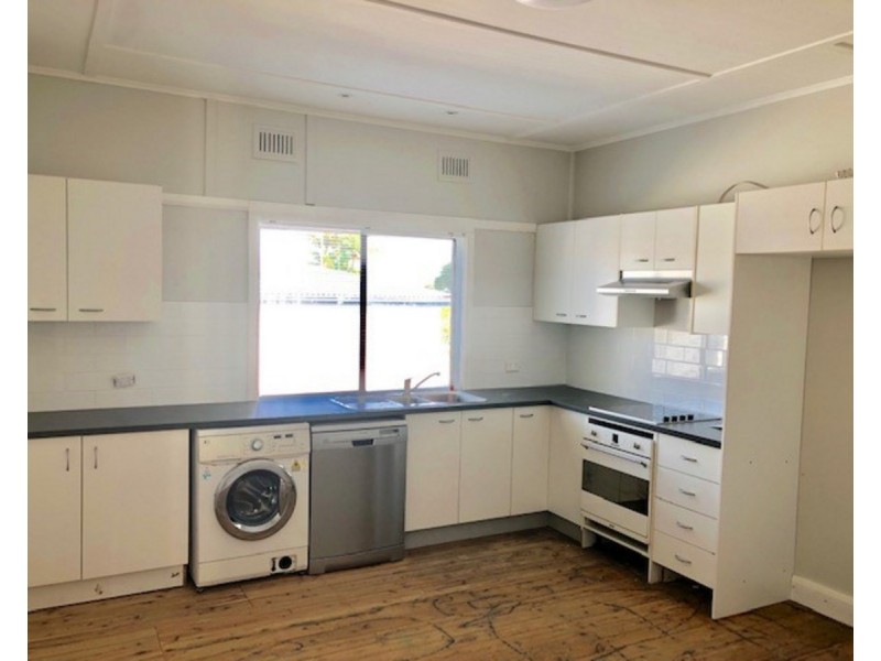 16 Lynwood Avenue, The Entrance NSW 2261