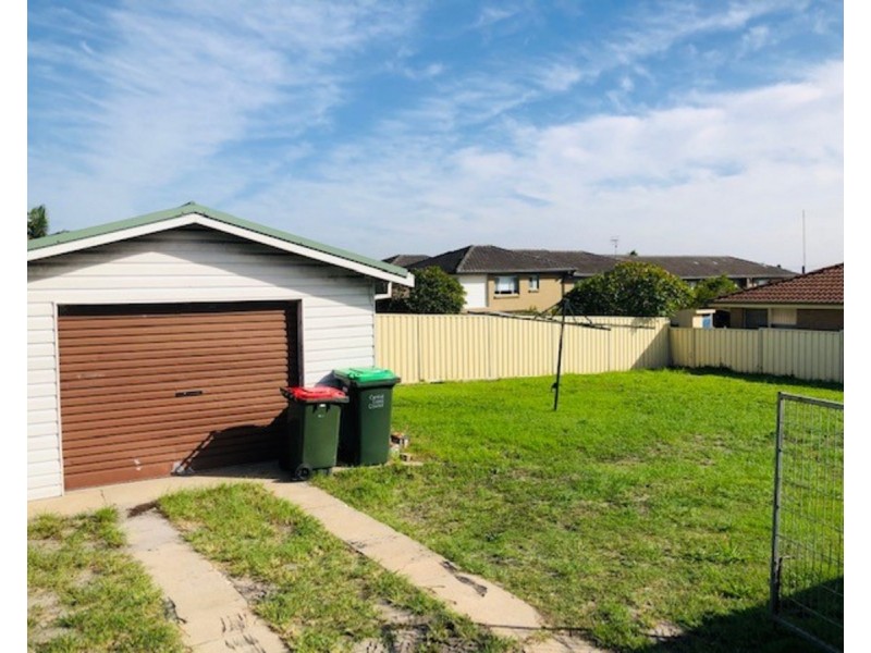 16 Lynwood Avenue, The Entrance NSW 2261