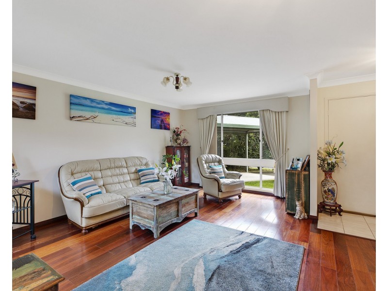 11 Ferntree Close, Wyoming NSW 2250