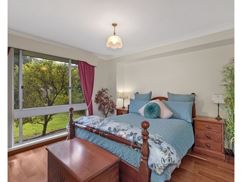 11 Ferntree Close, Wyoming NSW 2250