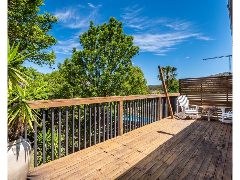 24 Headlam Parade, Springfield NSW 2250