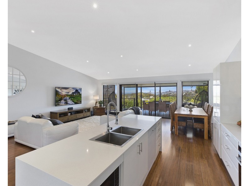 5 Barooga Road, Wamberal NSW 2260