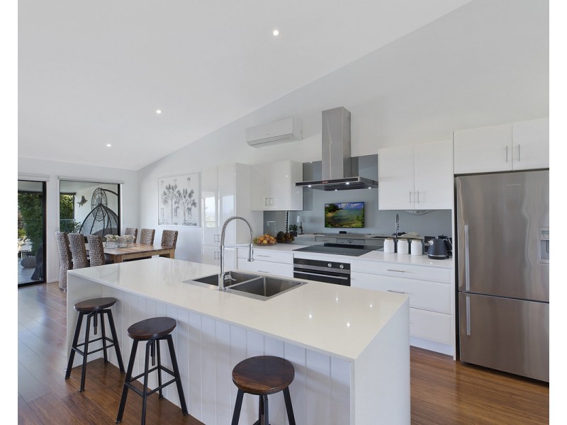 5 Barooga Road, Wamberal NSW 2260