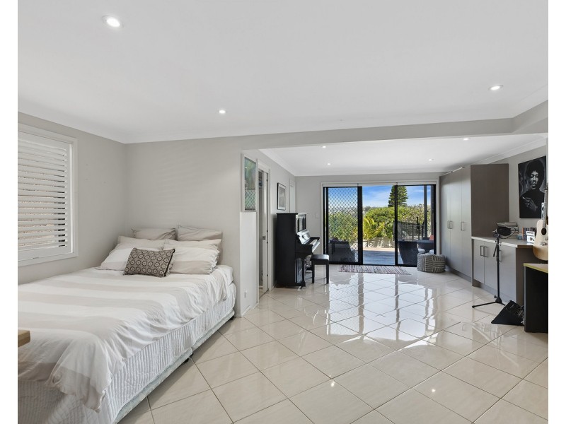 5 Barooga Road, Wamberal NSW 2260