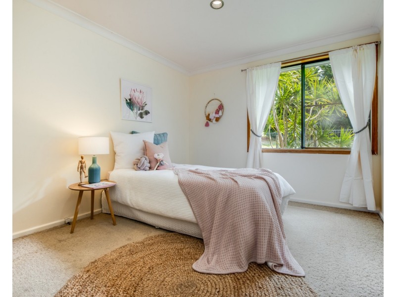 13 Cary Crescent, Springfield NSW 2250