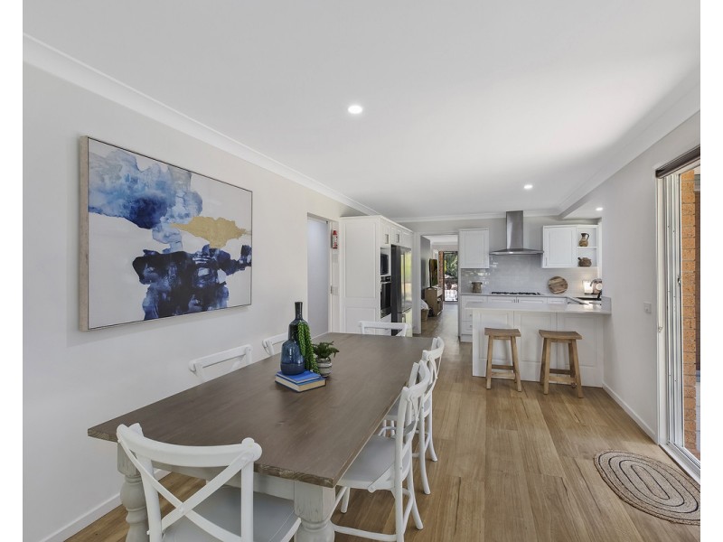 14 Childs Close, Green Point NSW 2251